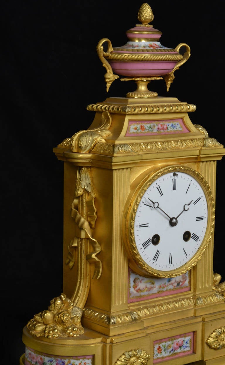French Gilt Bronze Mantle Clock 2