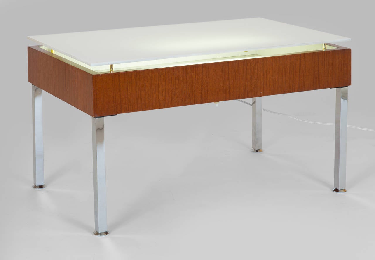 Rosewood, glass and white lacquered metal structure. White neon below the glass. Light tables.

Height 38 cm 
Width 65 cm 
Depth 40 cm