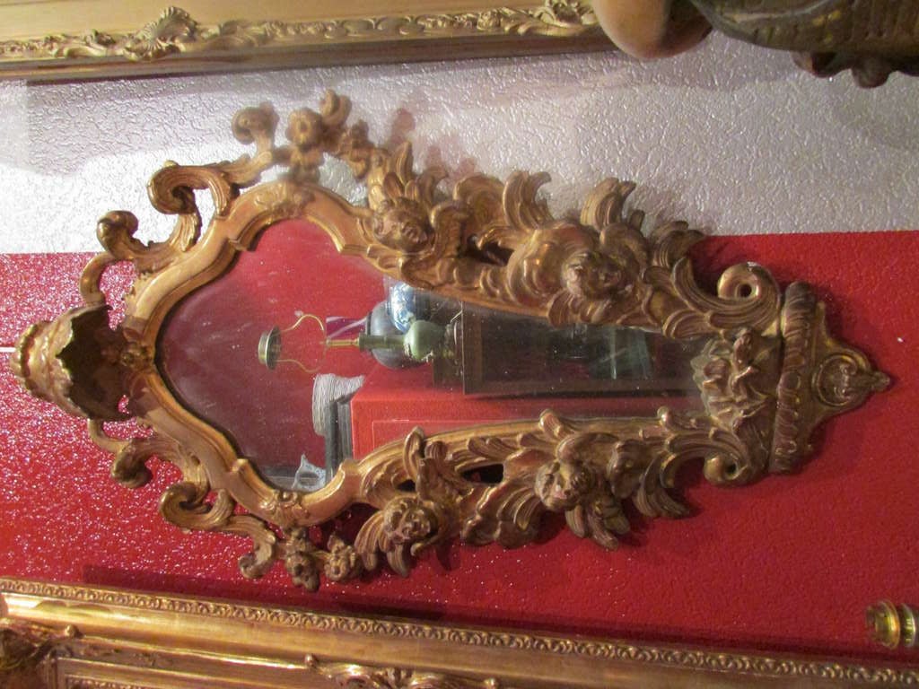 17th century french carved gilt wood mirror cherubs putti louis XIV