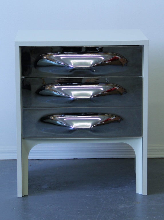 Raymond Loewy DF-2000 Night Stand