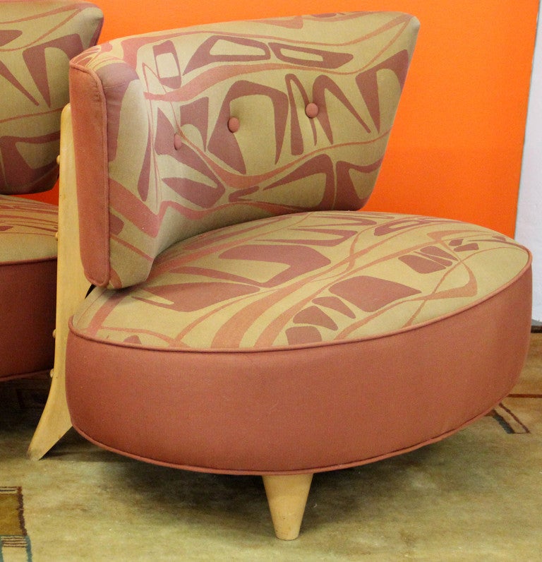 Mid-20th Century Pair of Heywood Wakefield Slipper Lounge Chairs