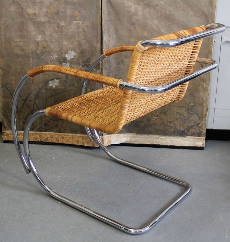 MR 20 Lounge Chair by Ludwig Mies van der Rohe In Excellent Condition In Minneapolis, MN