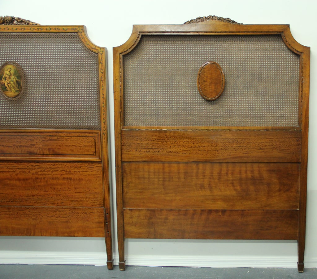 Pair of Exquisite George III Style Edwardian Satinwood Twin Beds 3