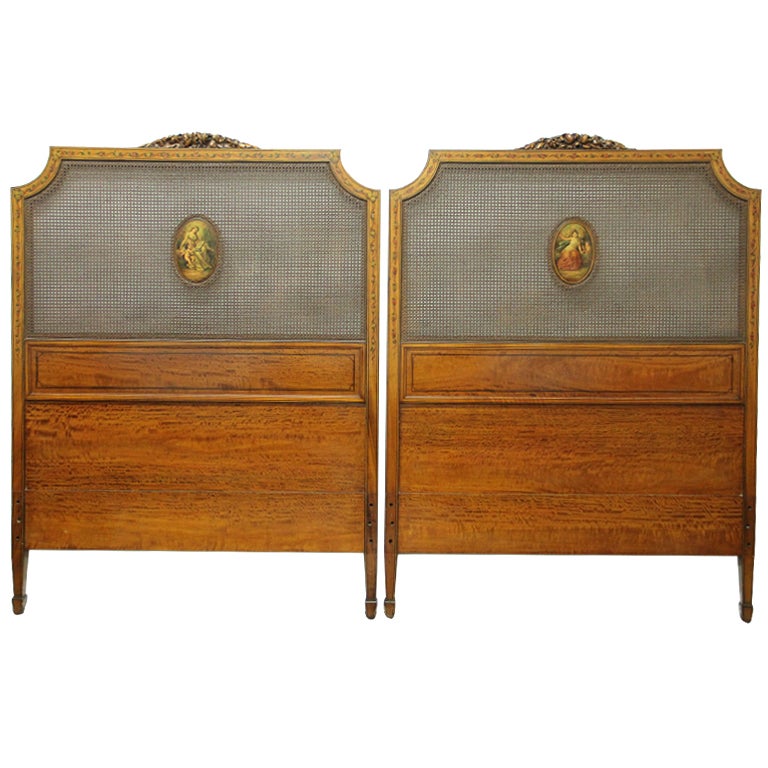 Pair of Exquisite George III Style Edwardian Satinwood Twin Beds