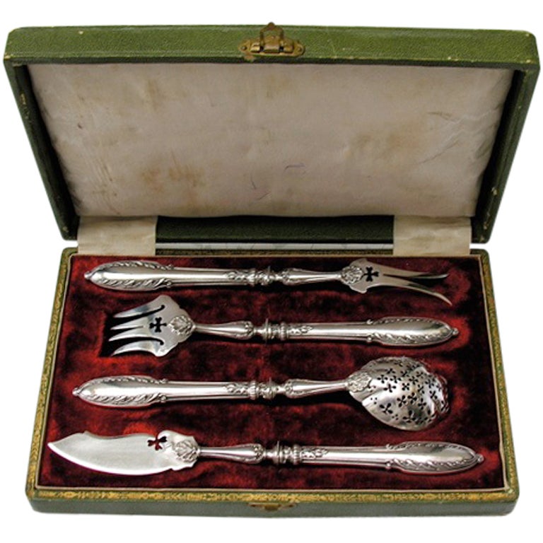 Antique Sterling Silver Hors D'ouvre/Foie Gras Set w Fitted Box For Sale