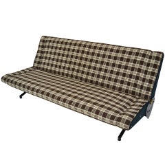 Sofa D70- Osvaldo Borsani- Tecno
