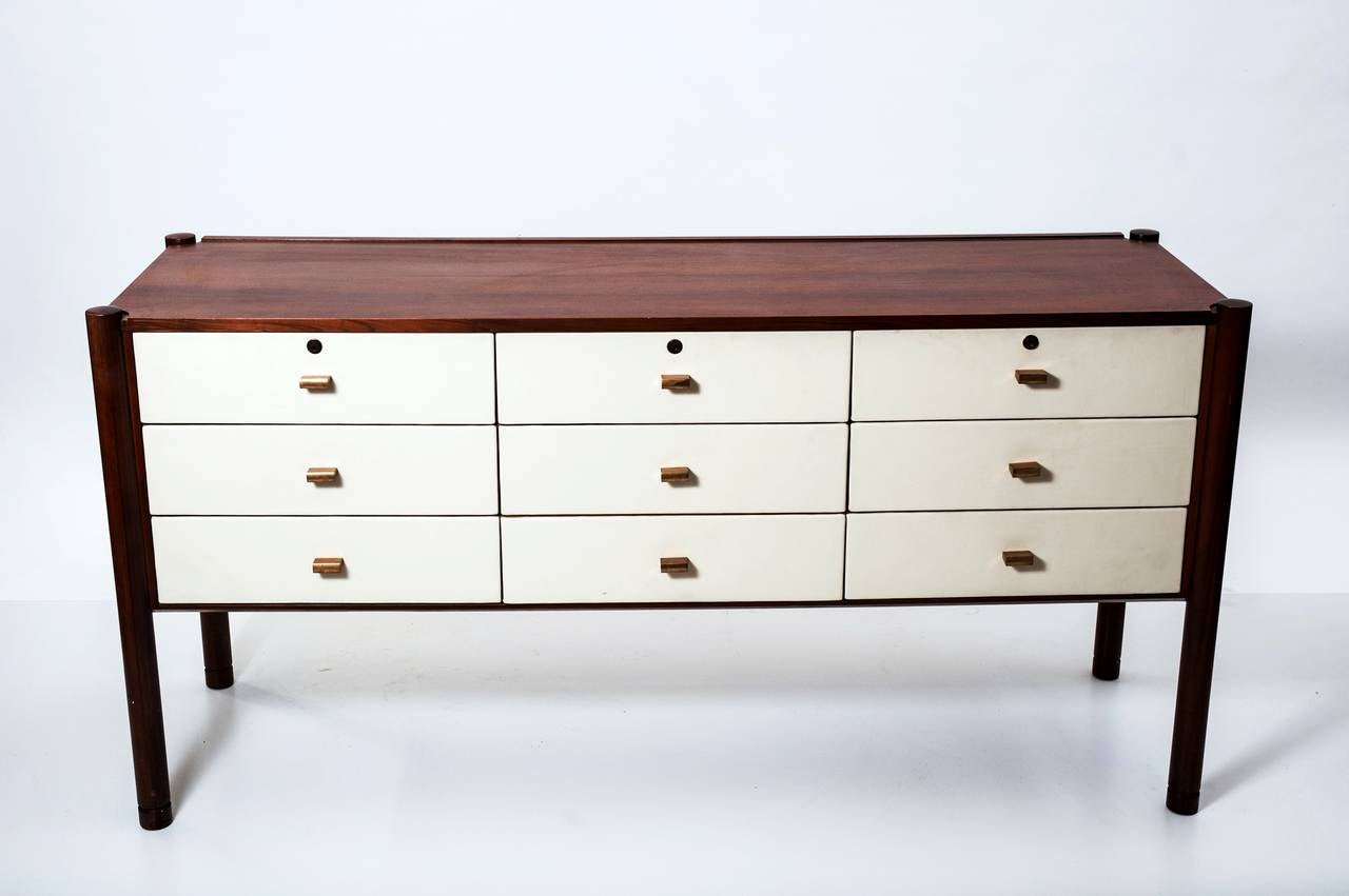 Italian work chest of drawers by Osvaldo Borsani for Tecno.