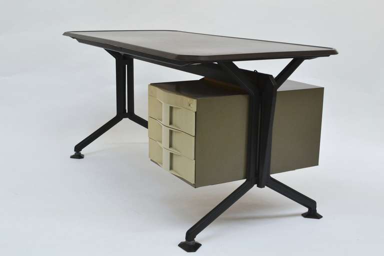 Mid-20th Century Desk Arco - BBPR - Olivetti