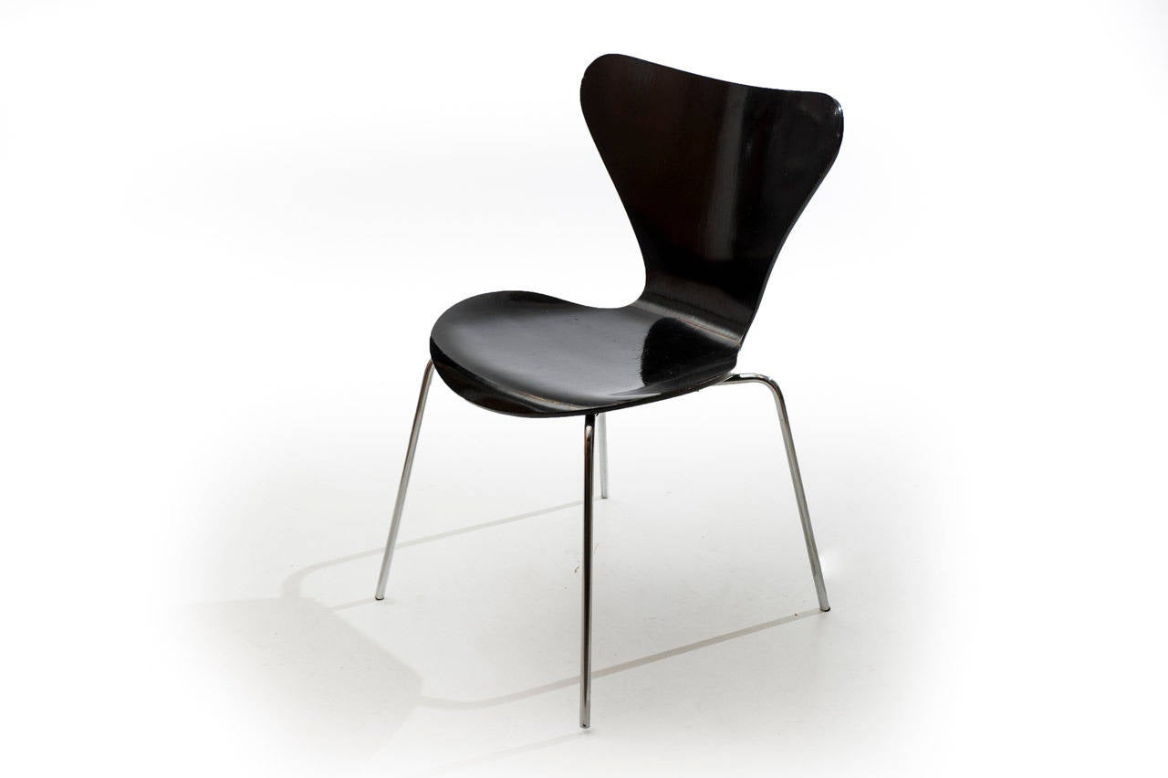 Set of Six Chairs Mod. 3107 by Arne Jacobsen 2