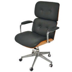 Desk Chair by MIM