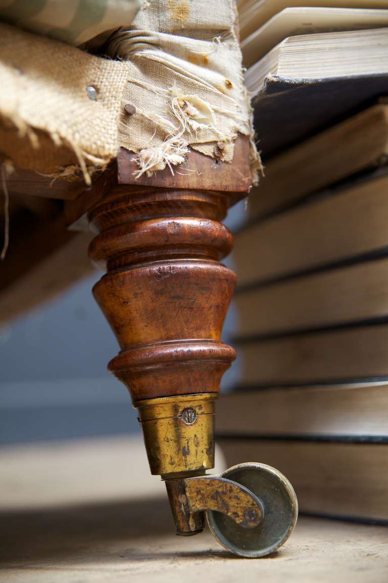 Miles & Edwards: Niedriger Sessel (19. Jahrhundert)