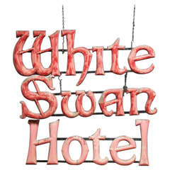 Antique White Swan Hotel