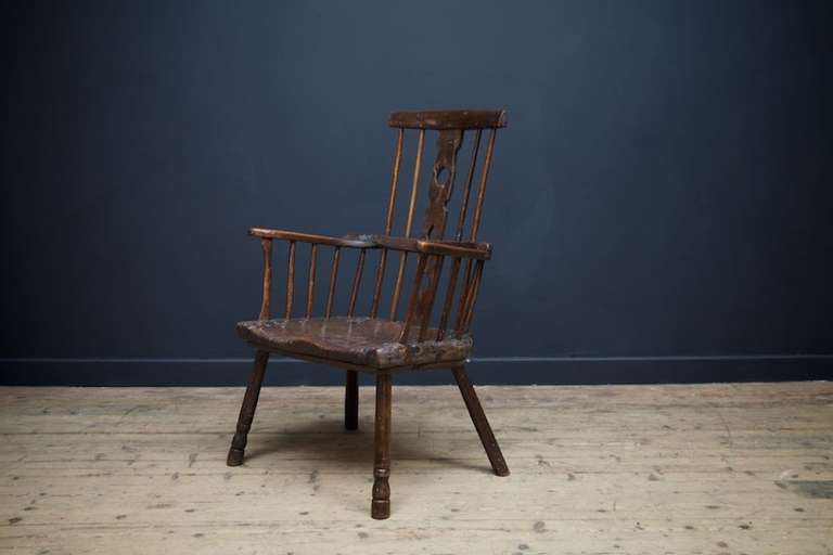 19th Century Primitive Comb Back Windsor