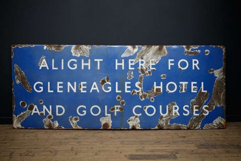 Gleneagles Station Sign