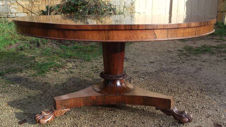 Circular Antique Dining Table In Excellent Condition In Gloucestershire, GB