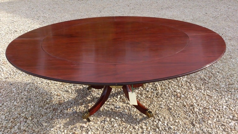 George III Concentrically Extending Circular Table