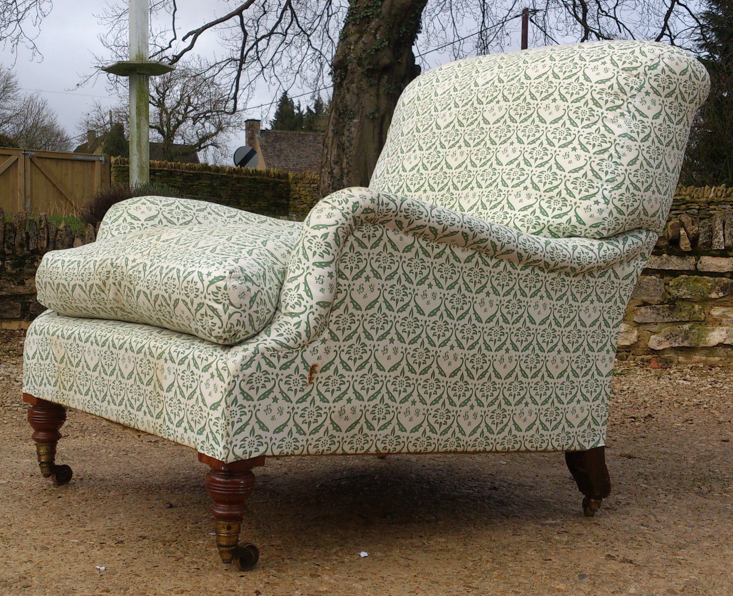 Large Comfortable Howard Chair