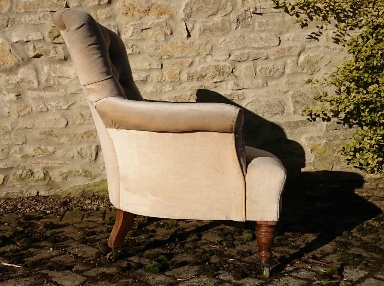 Howard and Sons Armchair In Good Condition In Gloucestershire, GB