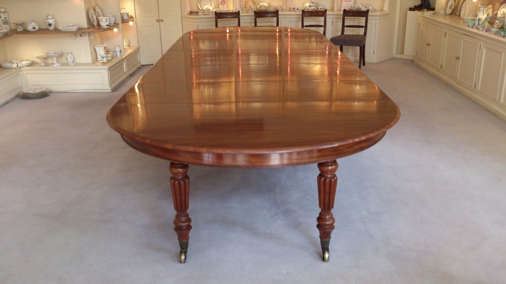 English Antique Regency Mahogany Extending Dining Table by Gillow