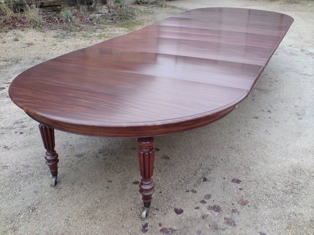 Antique Regency Mahogany Extending Dining Table by Gillow 1