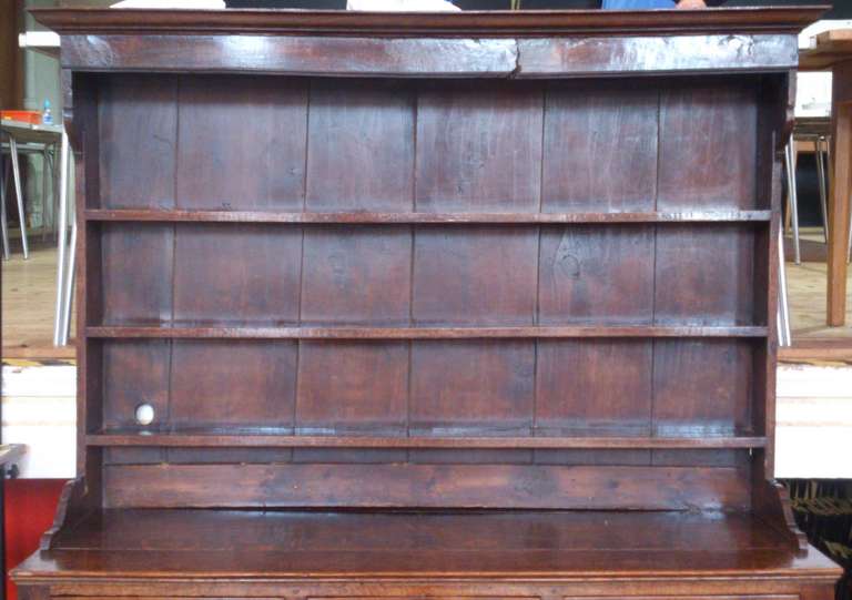 Antique Oak Dresser In Excellent Condition In Gloucestershire, GB