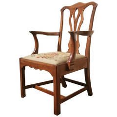 Early 18th Century Walnut Armchair 12