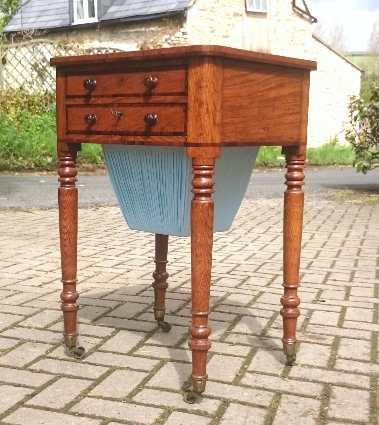 British Very Rare Regency Work Box or Sewing Table Made of Oak and Rosewood For Sale
