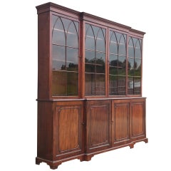 Very Fine Quality George III Mahogany Breakfront Bookcase