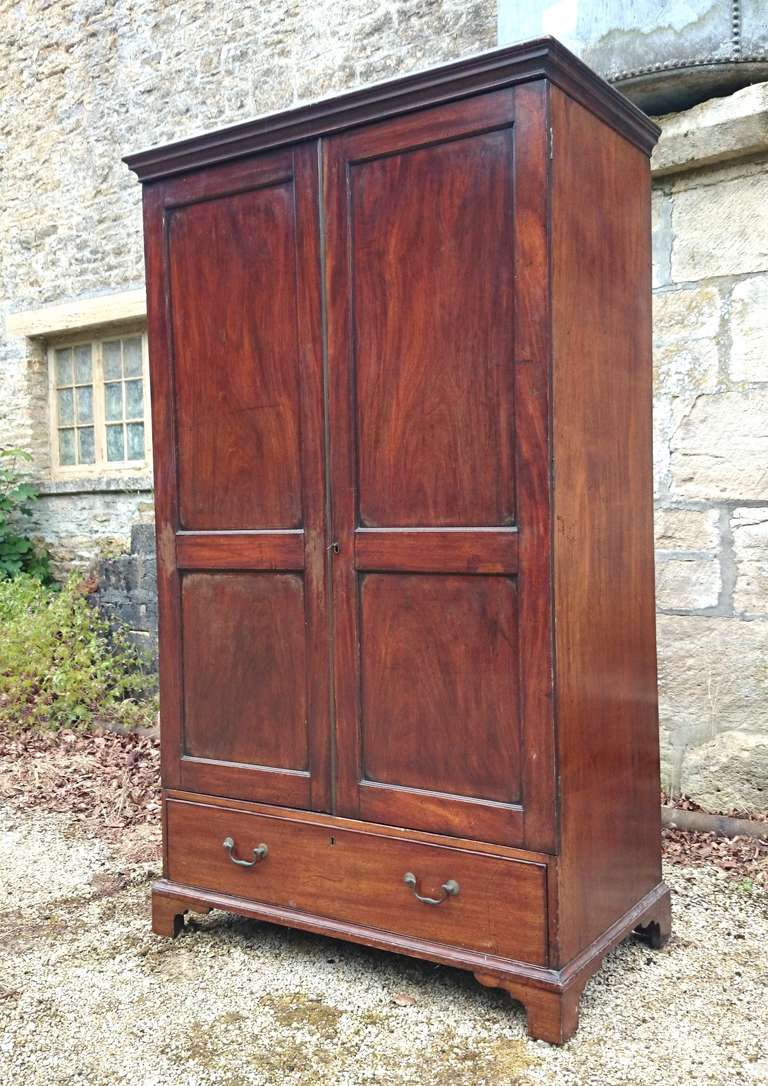 1800 wardrobe