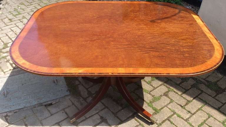 18th Century and Earlier Antique Centre Table or Breakfast Table