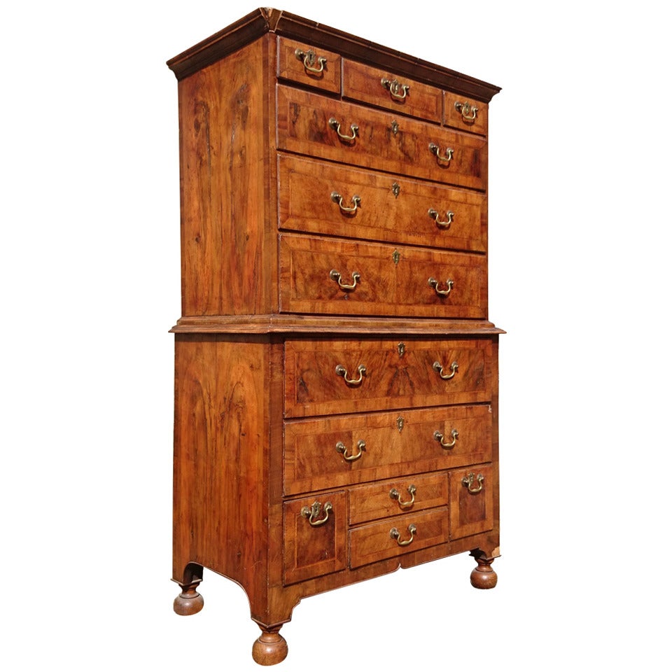 Early 18th Century Walnut Chest on Chest For Sale