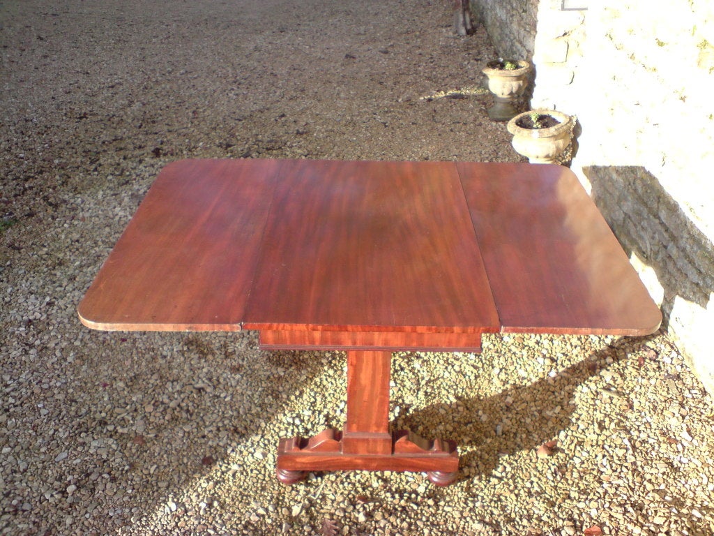 Very Rare and Useful Early 19th Century Extending Libary / Dining Table For Sale 2