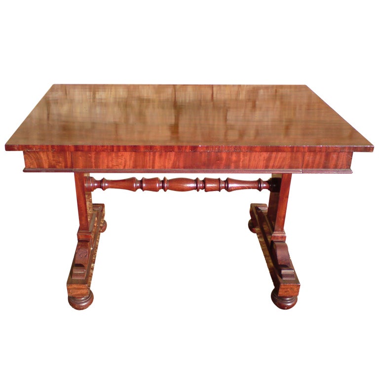 Very Rare and Useful Early 19th Century Extending Libary / Dining Table For Sale
