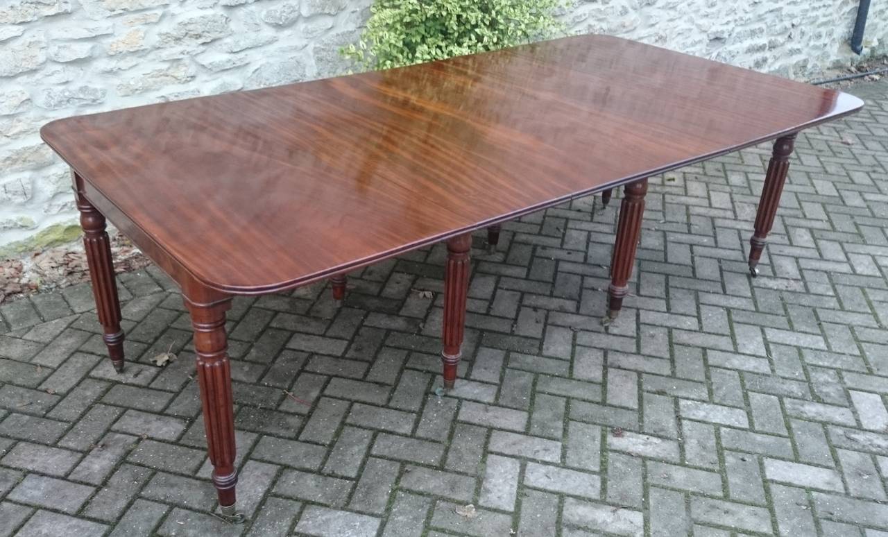 Versatile Antique Regency Dining Table In Good Condition In Gloucestershire, GB