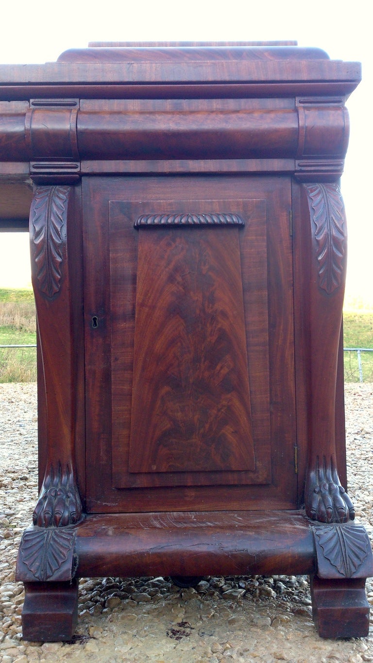 Large Early 19th Century George IV Period Antique Mahogany Sideboard In Excellent Condition For Sale In Gloucestershire, GB