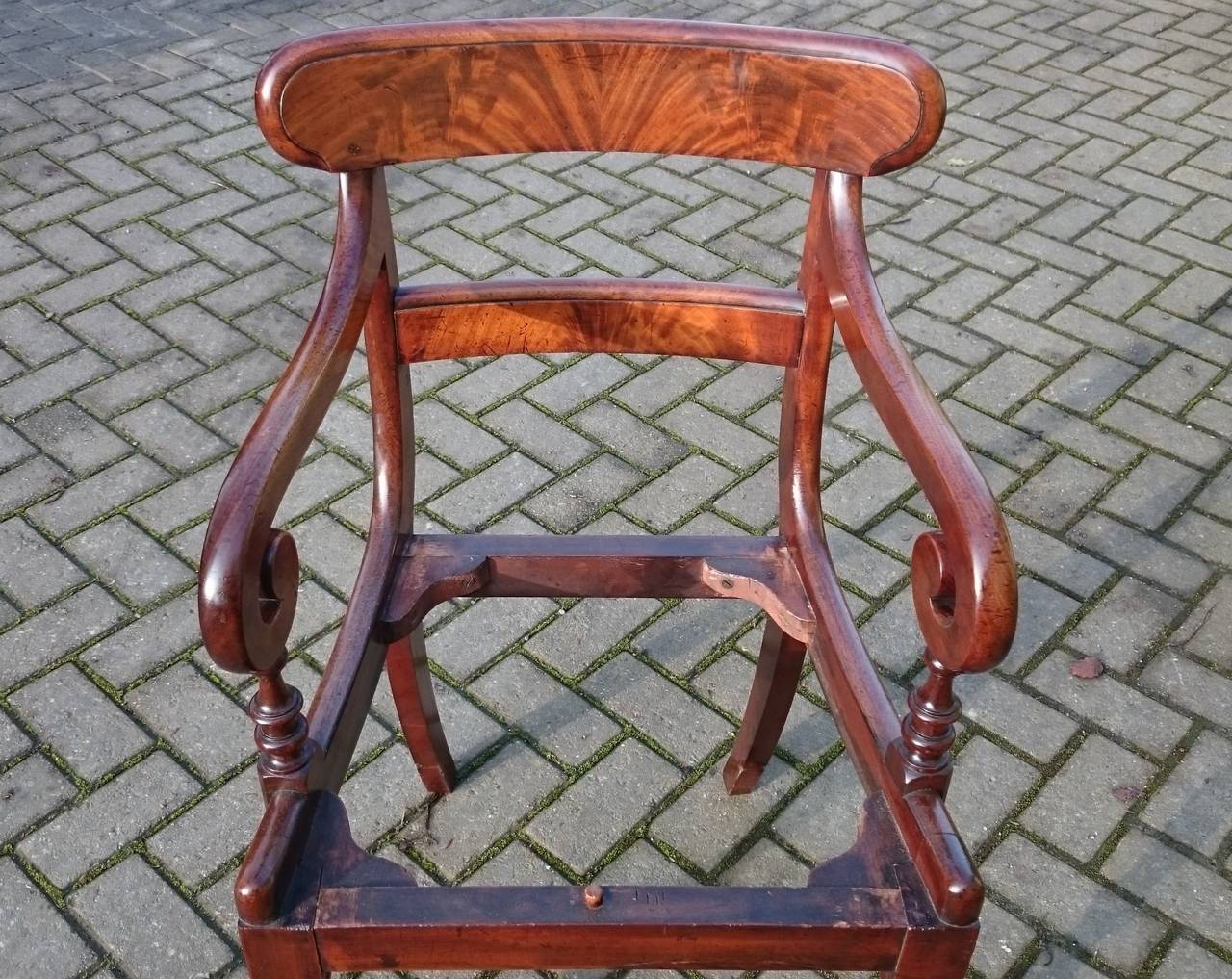 Antique Carver Dining / Desk Chair For Sale 1