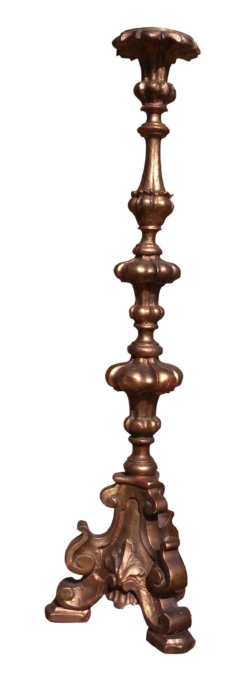 Large floor standing Rococco / classical transitional period gilt torchere standing on triform base with fleur des lys between each leg. 

Italian circa 1760 

38 1/2