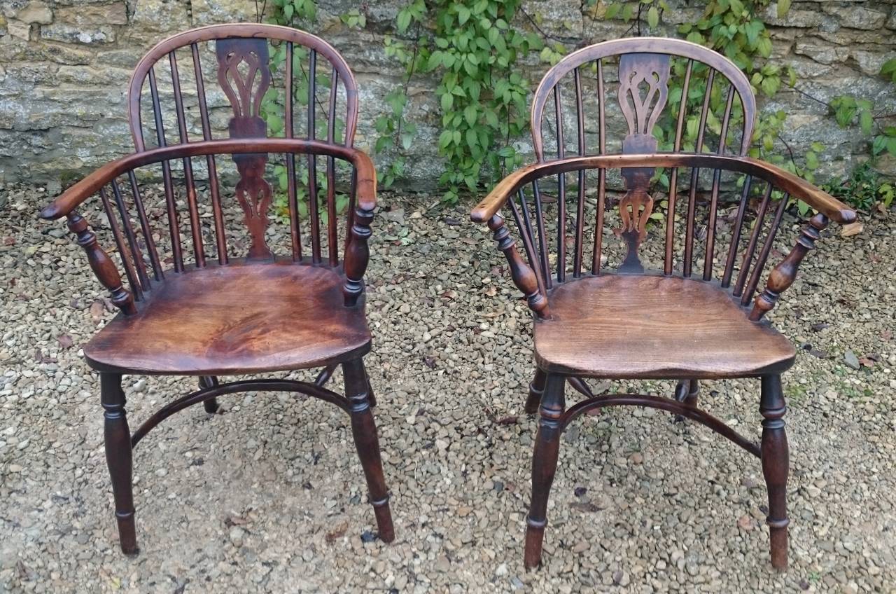 Two Antique Windsor Chairs In Good Condition In Gloucestershire, GB