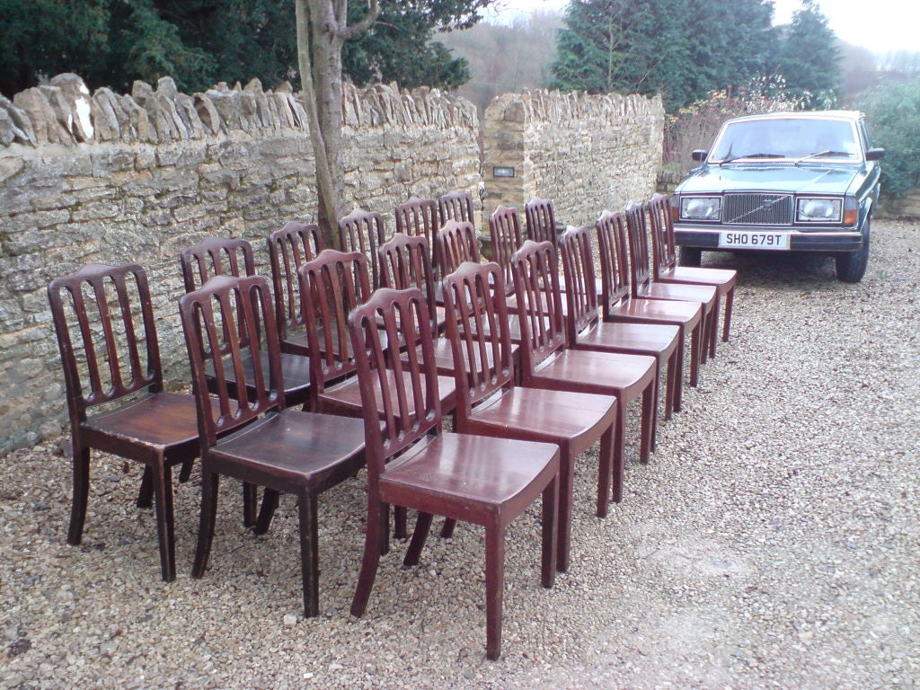 English Set of 19 Mahogany Dining Chairs Made circa 1800 For Sale