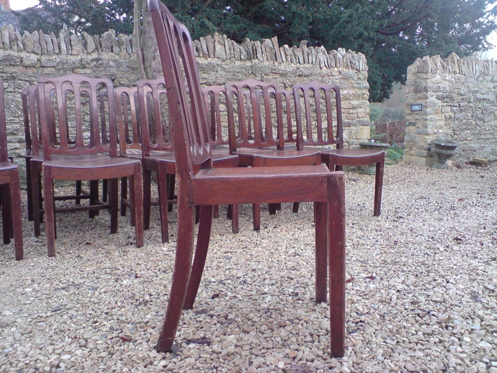 Set of 19 Mahogany Dining Chairs Made circa 1800 In Excellent Condition For Sale In Gloucestershire, GB