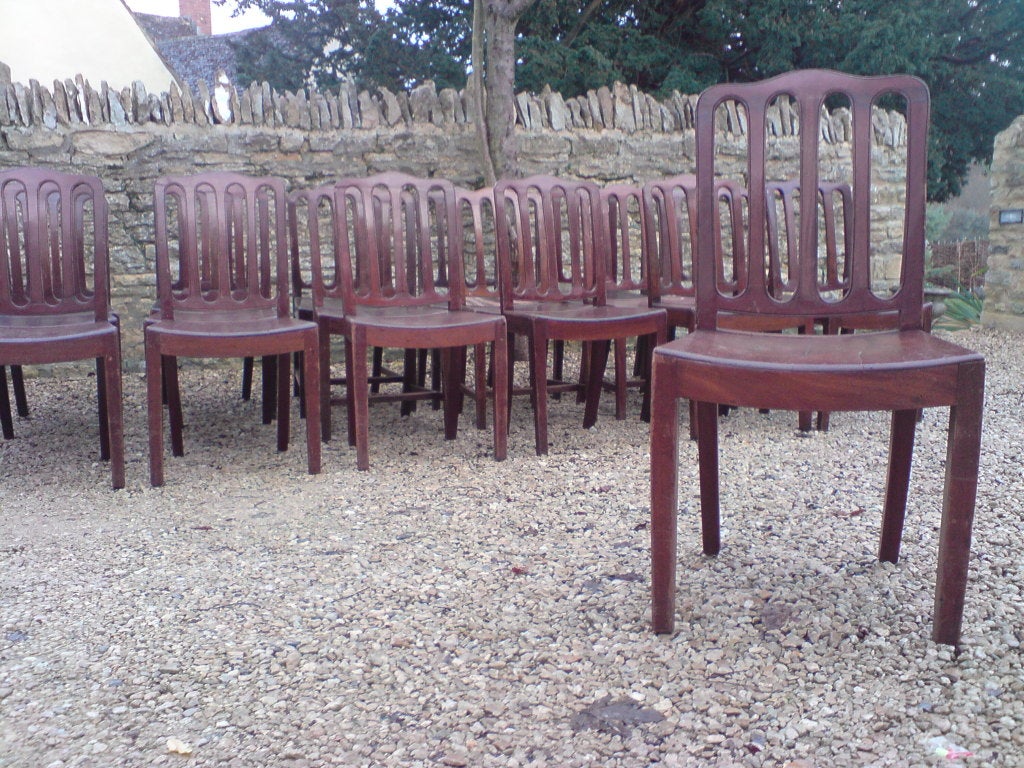 19th Century Set of 19 Mahogany Dining Chairs Made circa 1800 For Sale