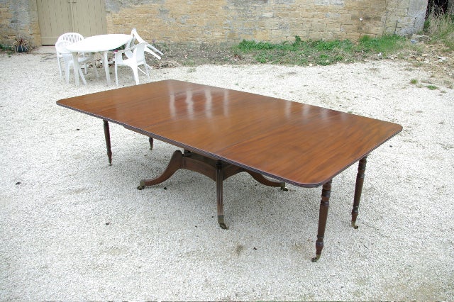 200 Year Old Extending Dining Table With Removable Legs 1