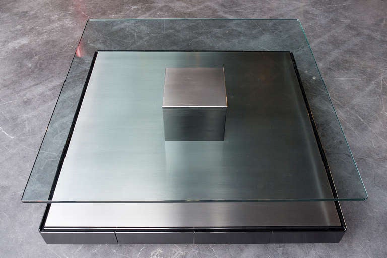 Late 20th Century Coffee Table by Osvaldo Borsani