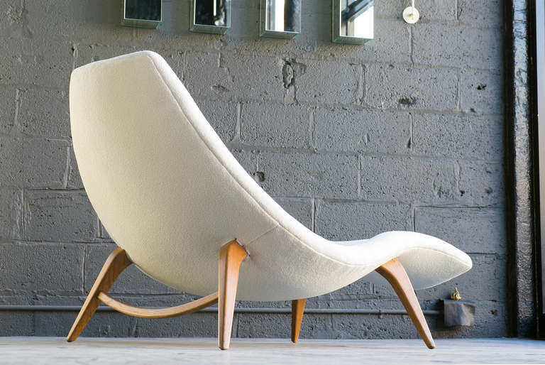 Mid-Century Chaise Longue 1