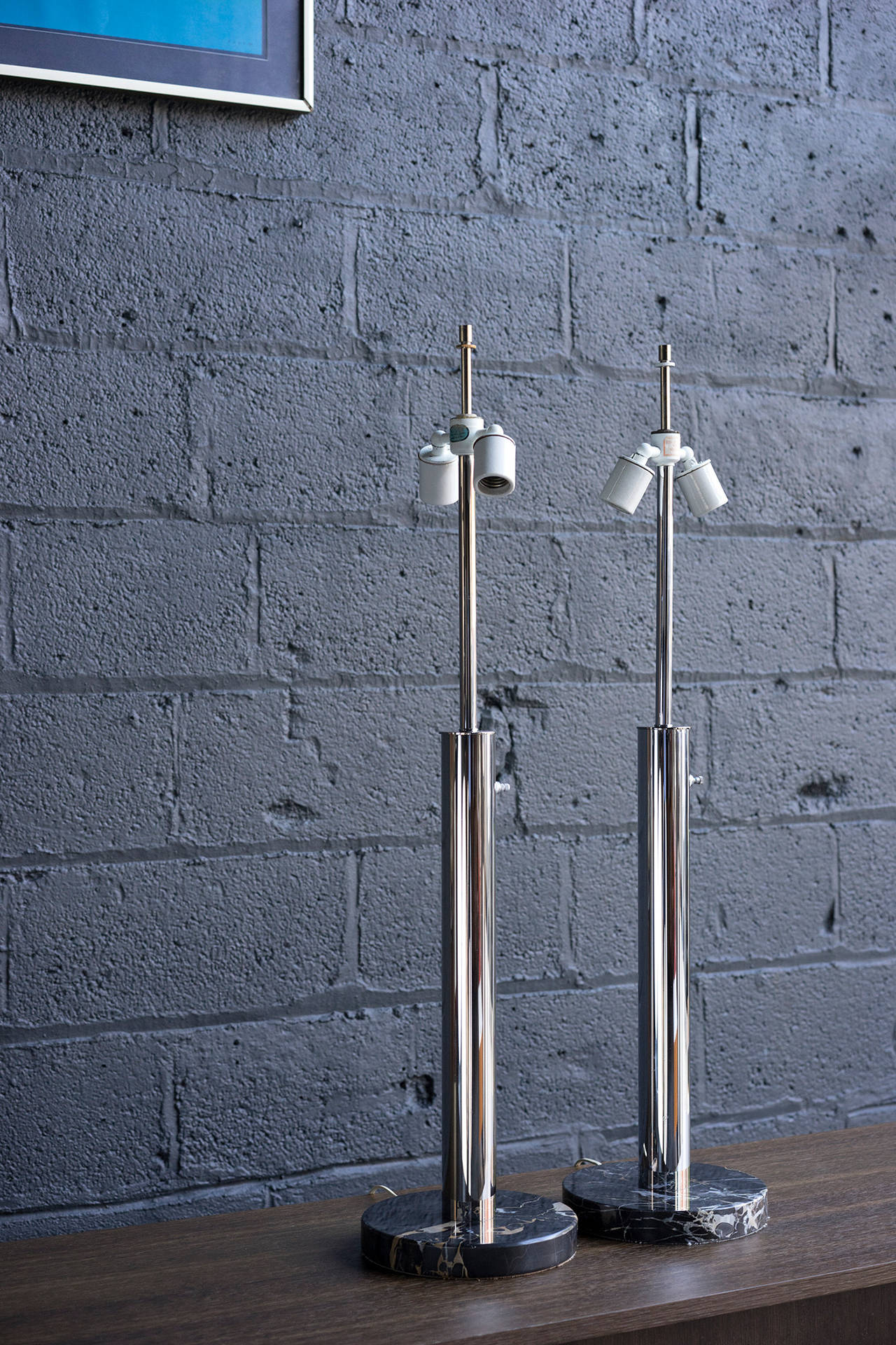 Chrome-plated cylinder form on 8