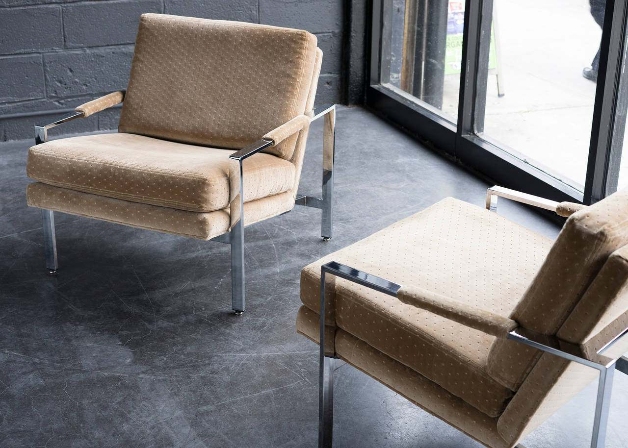 Bright polished frames. Soft, comfortable seats in neutral tones in fine condition.