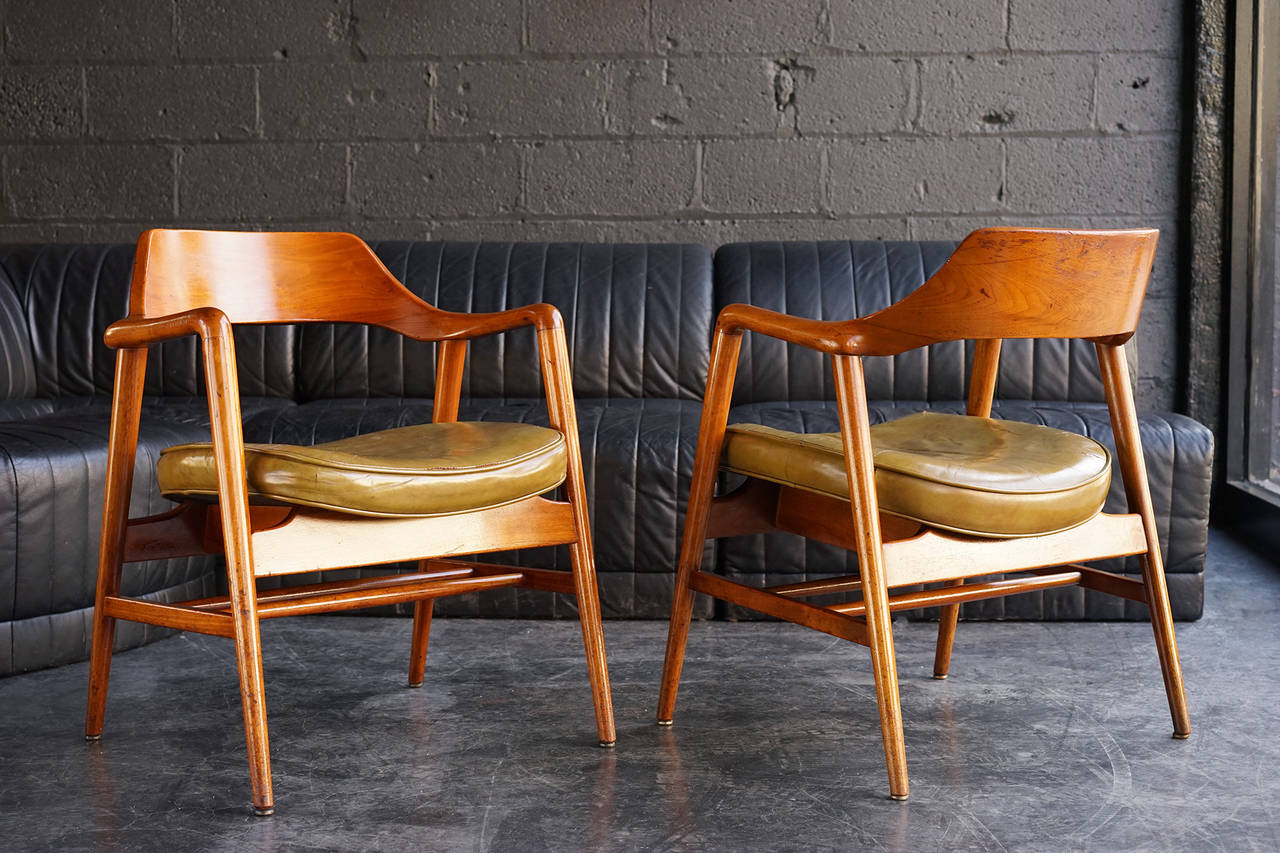 Furniture - Chairs