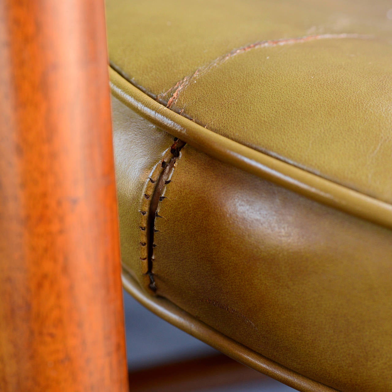 Pair of Gunlocke Guest Chairs 1