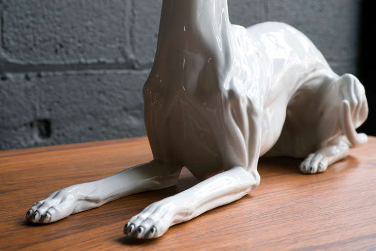 Italian Greyhound in Porcelain In Good Condition In Brooklyn, NY