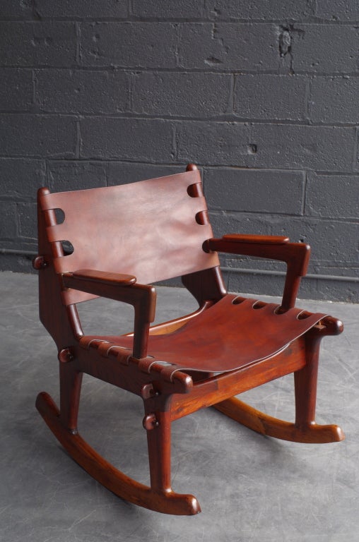 Wood T. Caivinagua Rocking Chair